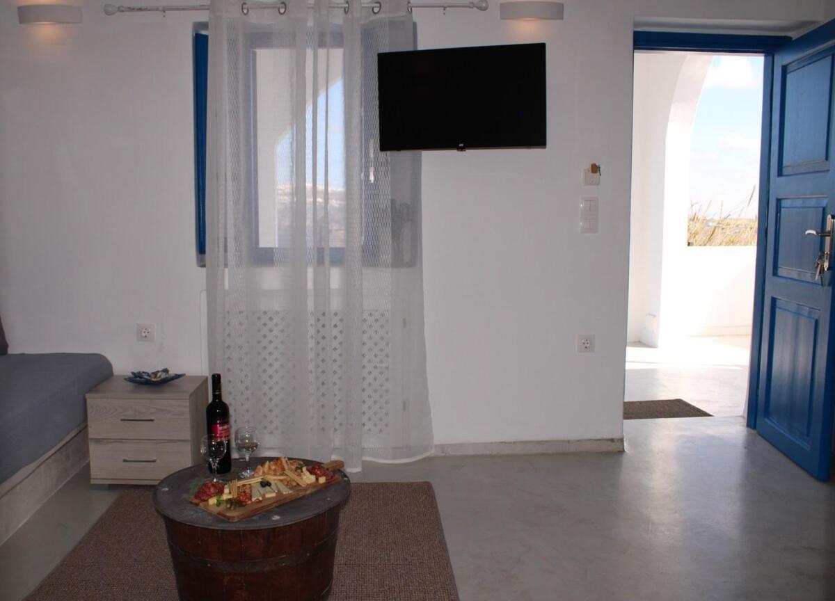 Villa Solasta #1 With Jacuzzi In Santorini Akrotiri  Exterior photo